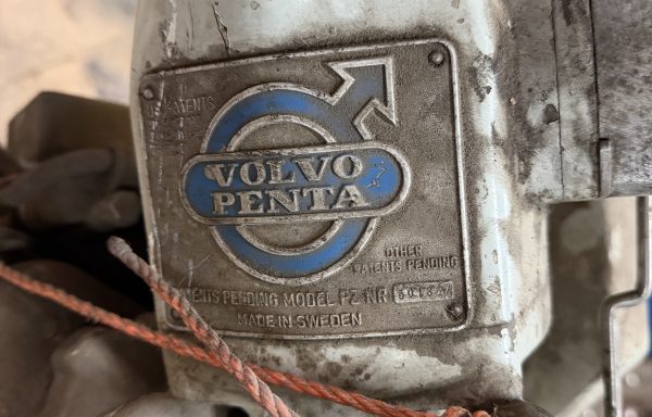 Volvo Penta motor met staartstuk